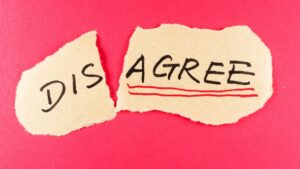 Handling peer review disagreements