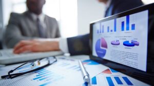 Publishing job market in America in 2025