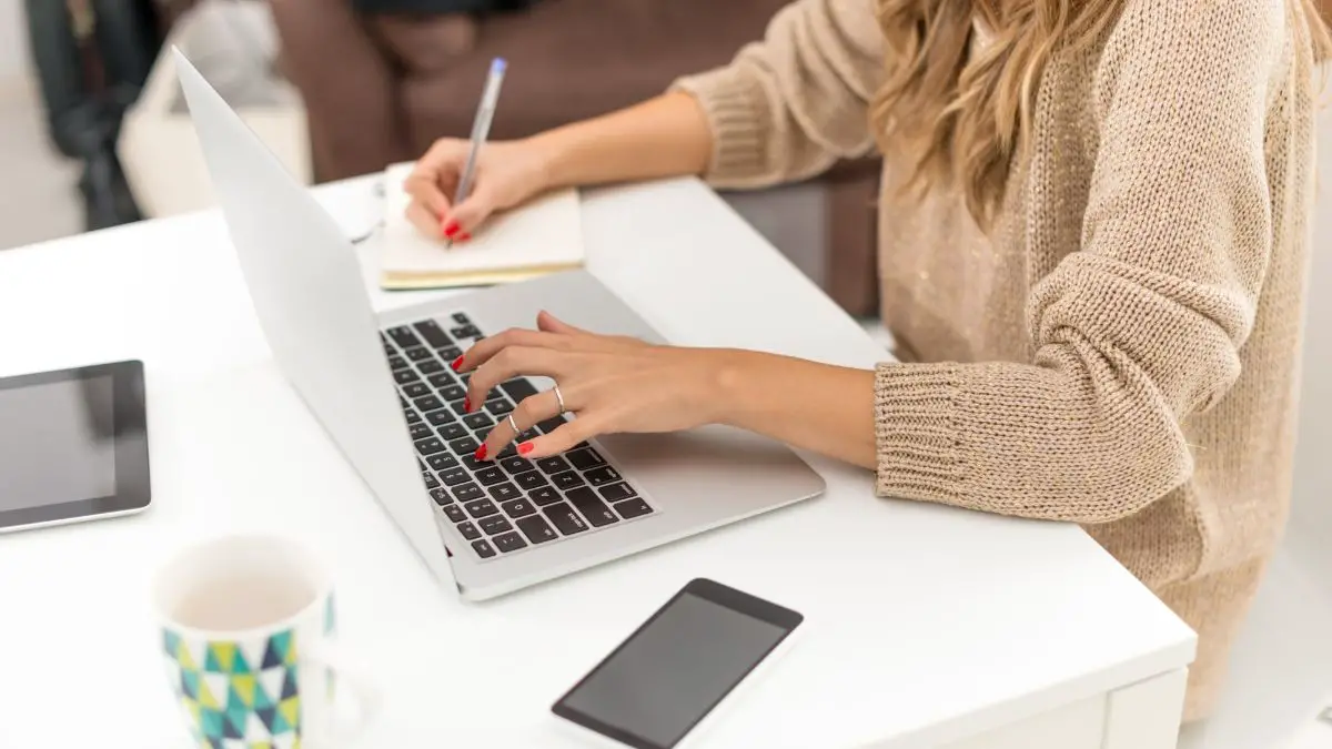 How to create author guidelines for an academic journal - Featured