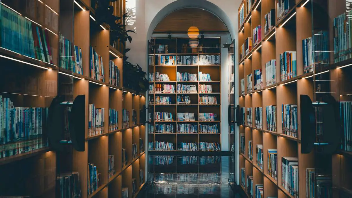 Most iconic bookstores in America - Featured