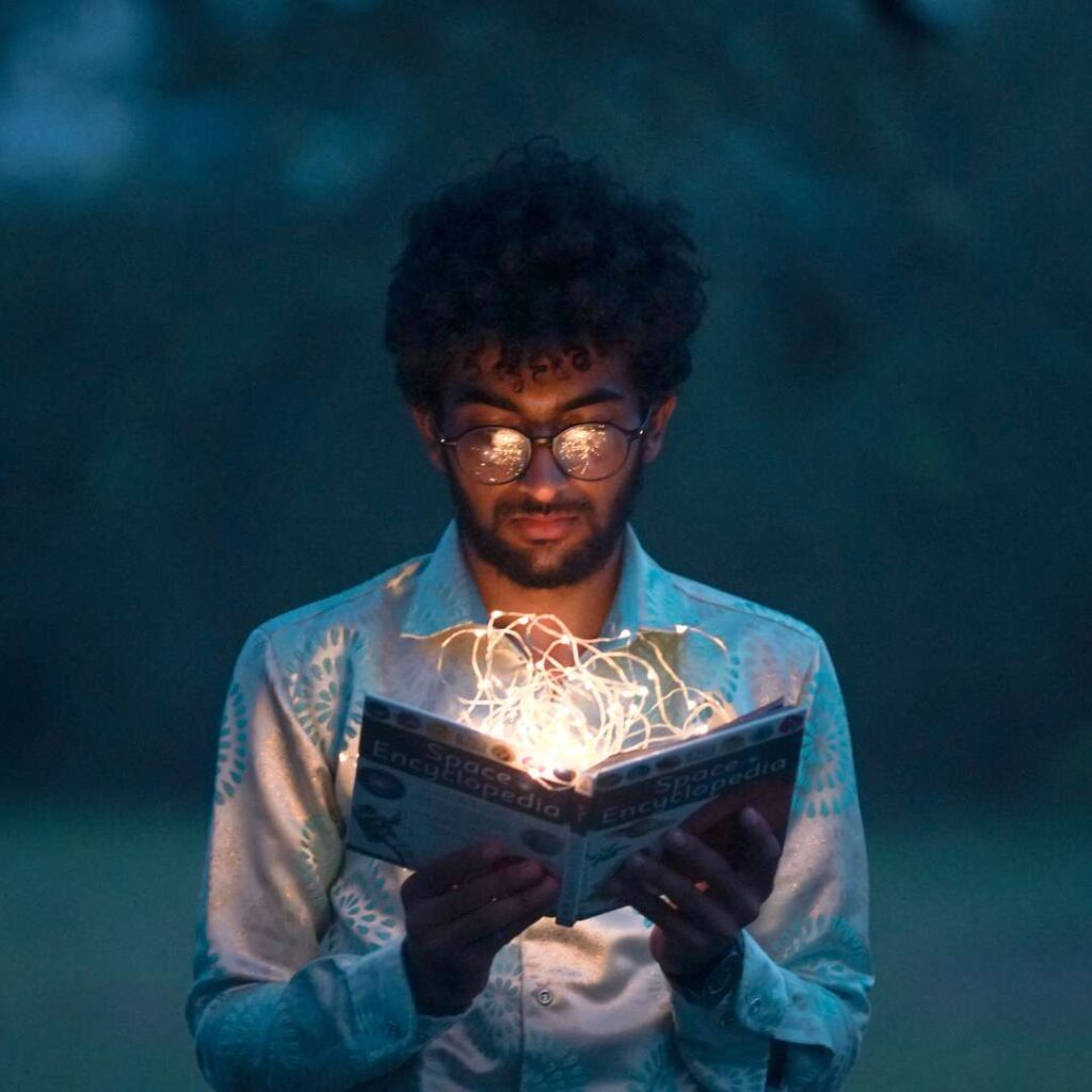 Psychology behind bestselling books - Reading