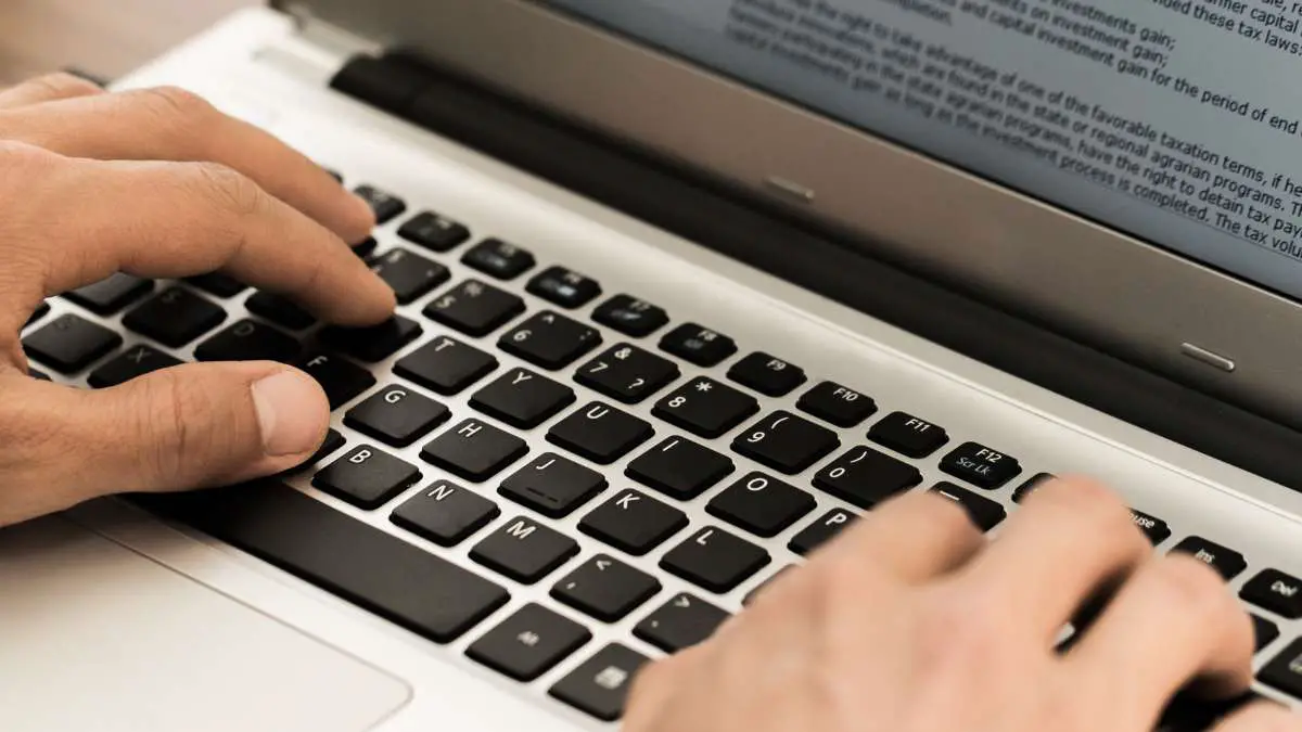 How to write a good journal abstract with AI - Featured