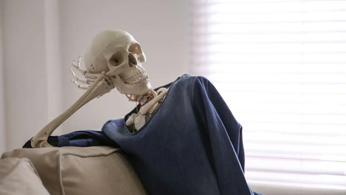 Peer review delays - Featured